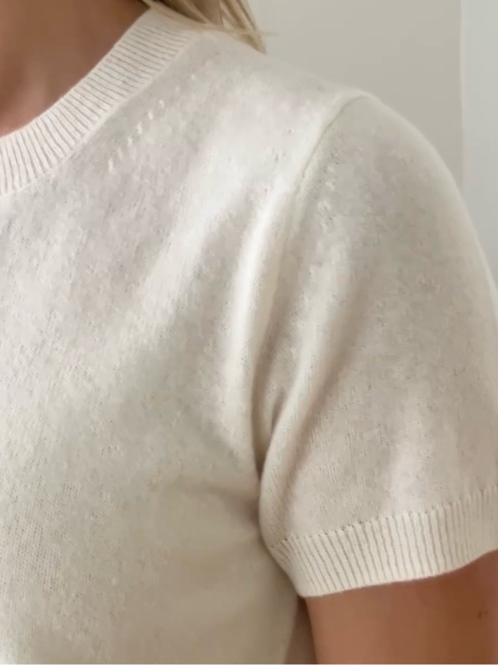 Mongolian Cashmere Tee - Picture 4 of 4